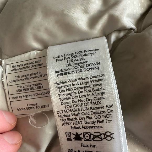 Eddie Bauer Down Jacket XS Purple faux fur hood - Picture 4 of 4